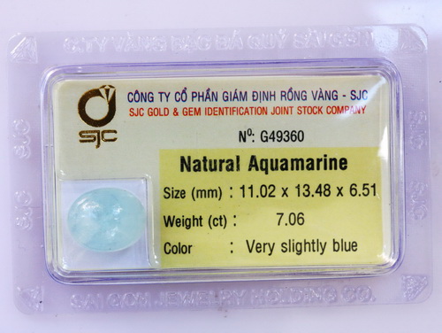 Ngoc xanh bien aquamarine