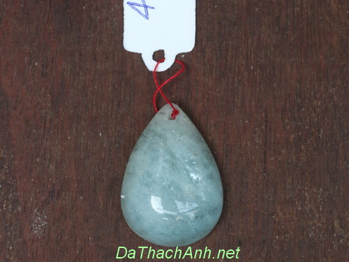 Da phong thuy aquamarine