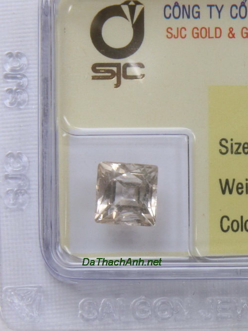 Da phong thuy topaz nau