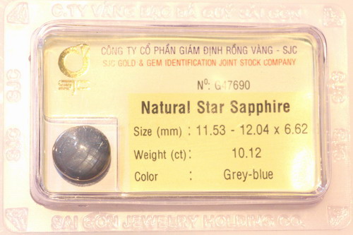 Sapphire xanh 