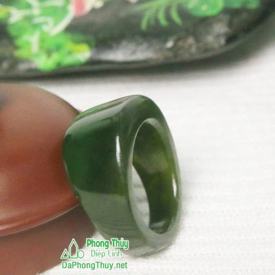 Nhẫn ngọc bích nephrite jade NBNK7-18.5