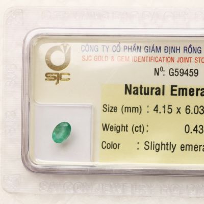 Đá emerald ngọc lục bảo NLB0.43a