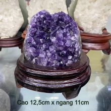 Khối đá phong thủy thạch anh tím Amethyst 3