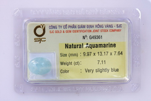 Ngoc xanh bien aquamarine