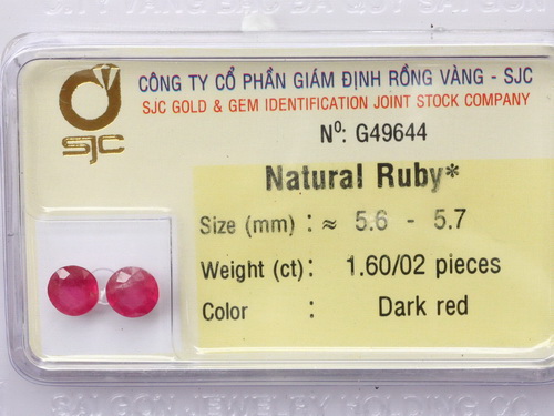 Bong tai ruby