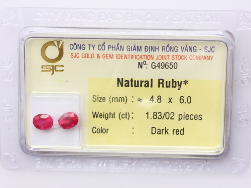 Bong tai ruby