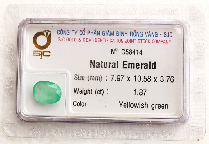 ngoc luc bao emerald