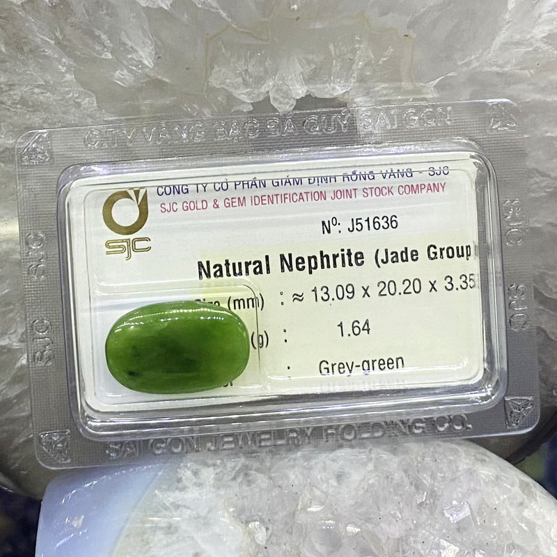 Đá ngọc bích nephrite