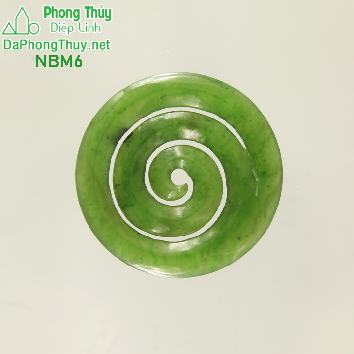 Da ngoc bich nephrite