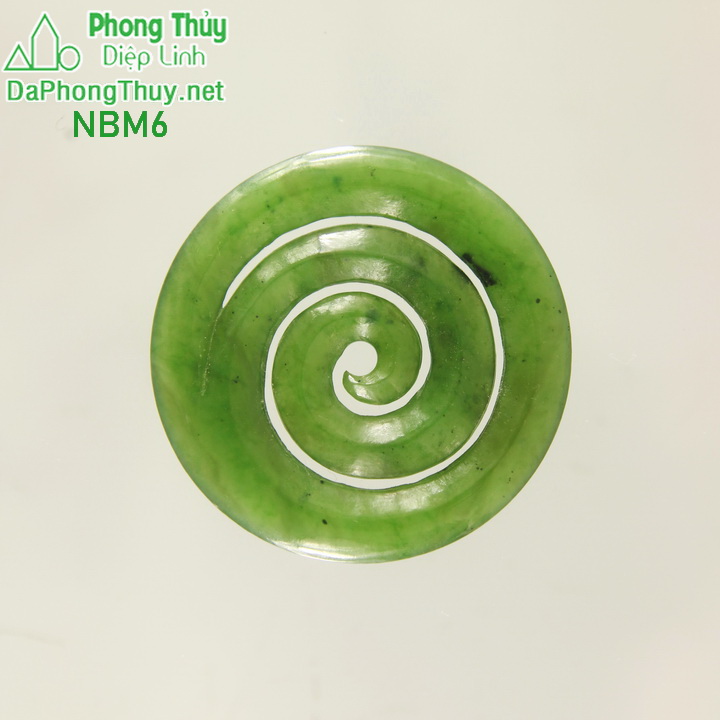 Da ngoc bich nephrite