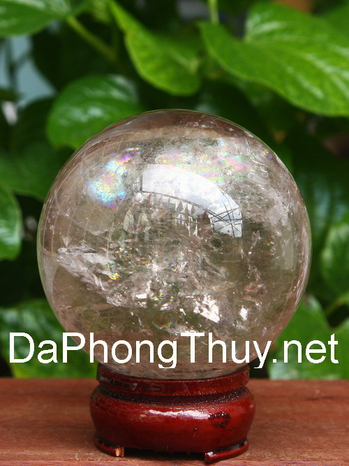 Thach anh khoi phong thuy