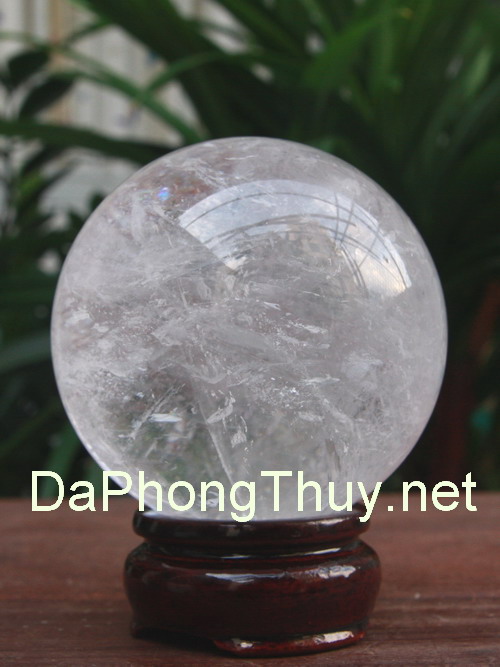 Da phong thuy thach anh trang